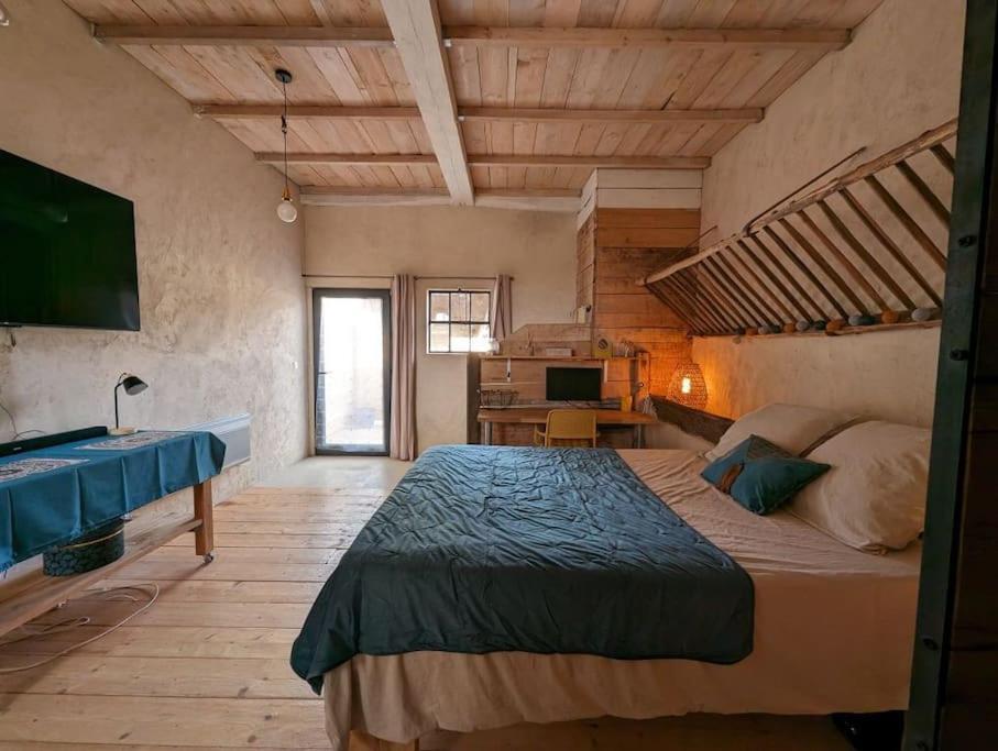 Logement - Studio Independant A Pérouges Exteriér fotografie