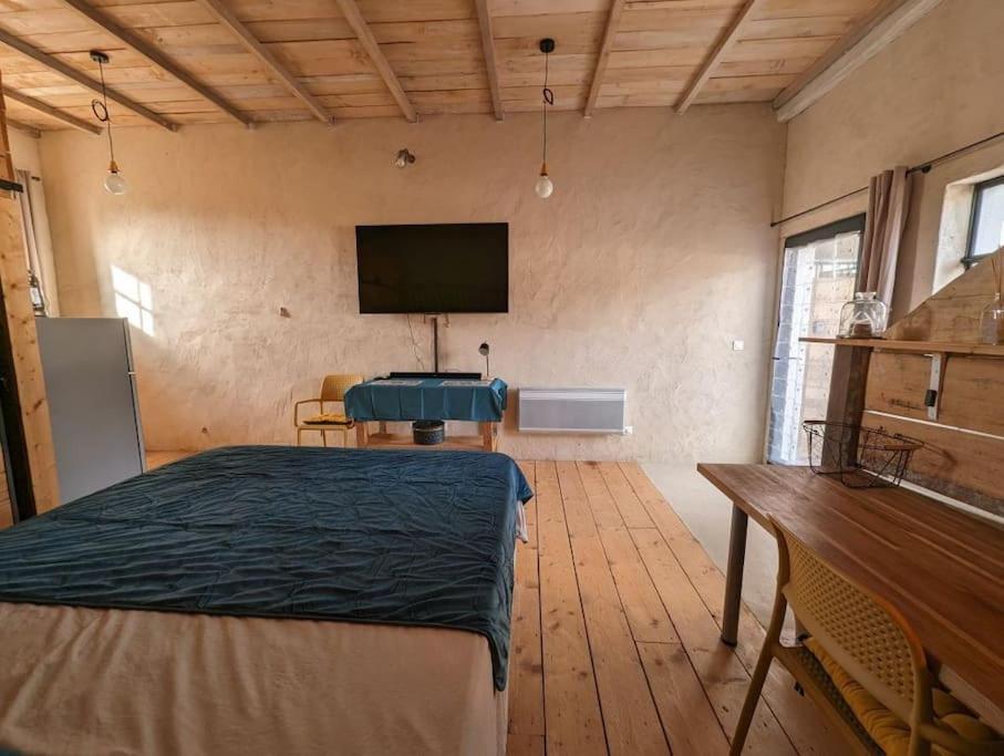 Logement - Studio Independant A Pérouges Exteriér fotografie